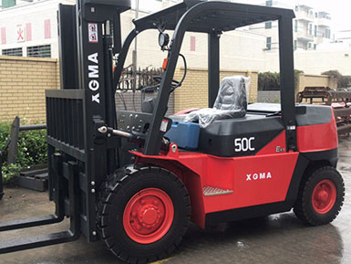 恭喜今日銷售部又出一單！廈工5.0T叉車壹臺(tái)